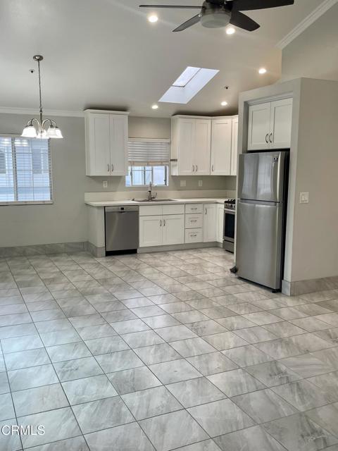 Front Image Thumbnail for CRV1-35933