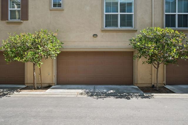 853 Georgetown Place, San Jose CA: https://media.crmls.org/mediaz/0356f733-cc39-40d1-b9f0-1d6b1c6c1d88.jpg