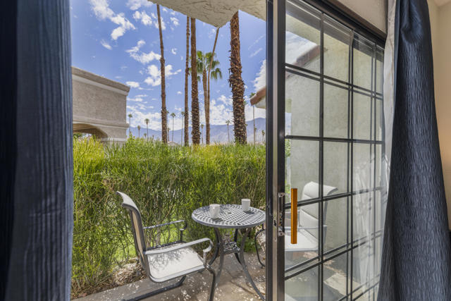 505 S Farrell Drive #S115, Palm Springs, CA 92264