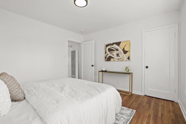 1016 E Santa Inez Avenue, San Mateo CA: https://media.crmls.org/mediaz/035a99a3-ec7a-49fb-8a5f-03f18f391ef1.jpg