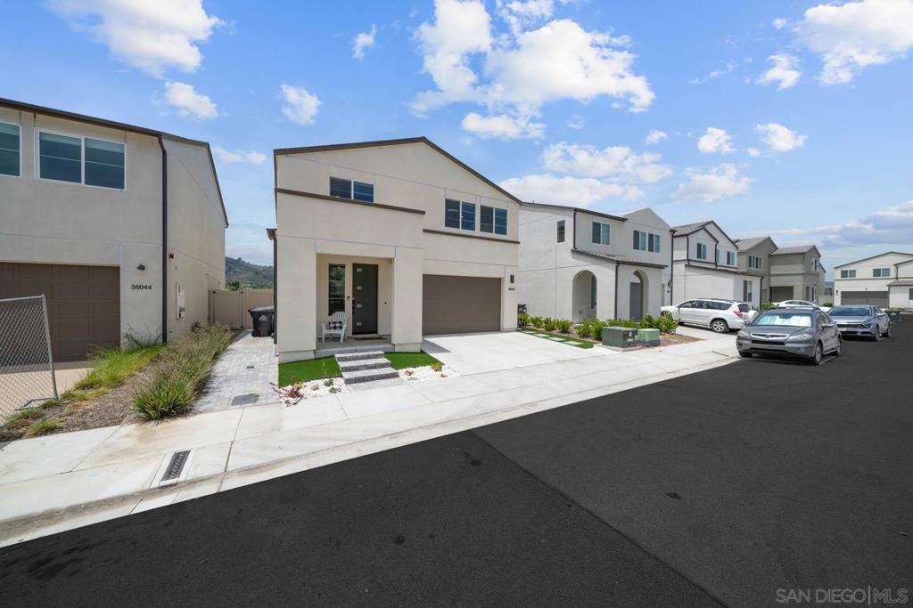 MLS #250029425SD img 2