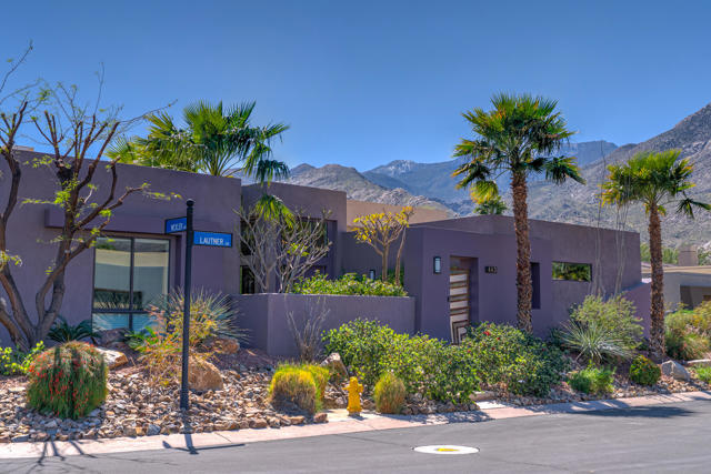 463 Lautner Lane, Palm Springs CA: https://media.crmls.org/mediaz/035c1ba7-7931-4523-a6f3-1bc6ae812d33.jpg