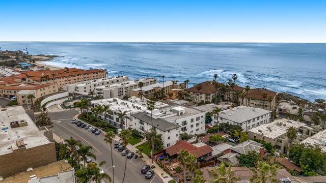 230 Prospect St, La Jolla, California 92037, ,1 BathroomBathrooms,Condominium,For Sale,Prospect St,250020083SD