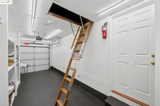 952 Amador St, Richmond CA: https://media.crmls.org/mediaz/03605c43-b63d-4461-849e-75e417cb079c.jpg