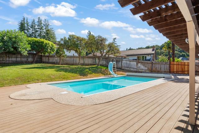 1590 El Dorado Drive, Gilroy CA: https://media.crmls.org/mediaz/03612dd2-6e8d-4984-9cec-2ee143bfb557.jpg