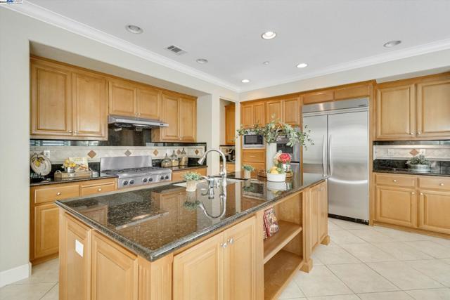 Image 17 of 58 For 2597 Ancona Cir
