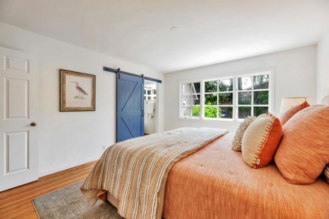 632 Saint Claire Drive, Palo Alto CA: https://media.crmls.org/mediaz/0361a79f-9128-4ec4-8e73-314672d8f66b.jpg