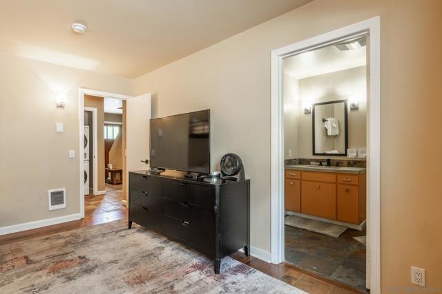 50 Hidden Valley Rd., Mammoth Lakes CA: https://media.crmls.org/mediaz/0361e3c4-4783-41b8-b169-136ef52d6922.jpg
