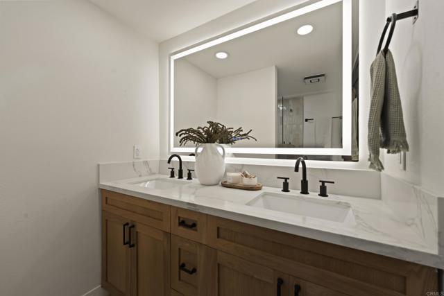 Image 43 of 73 For 9320 Fortune Lane