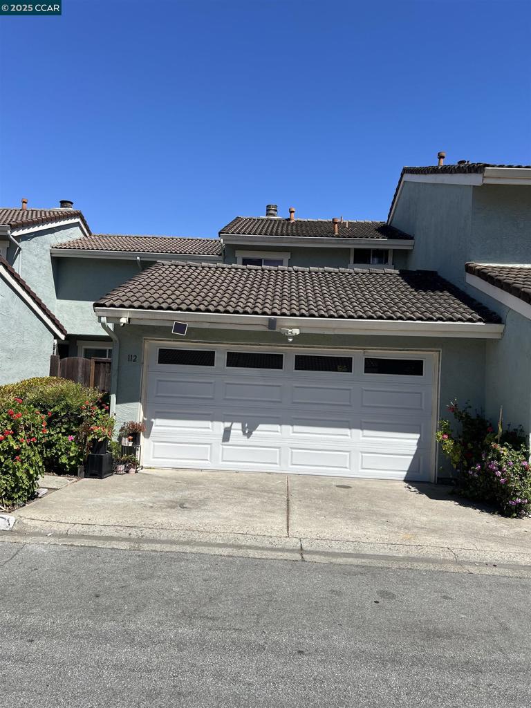 112 Westgate Cir