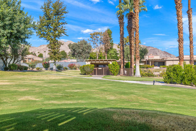 72620 Rolling Knoll Drive, Palm Desert, CA 92260
