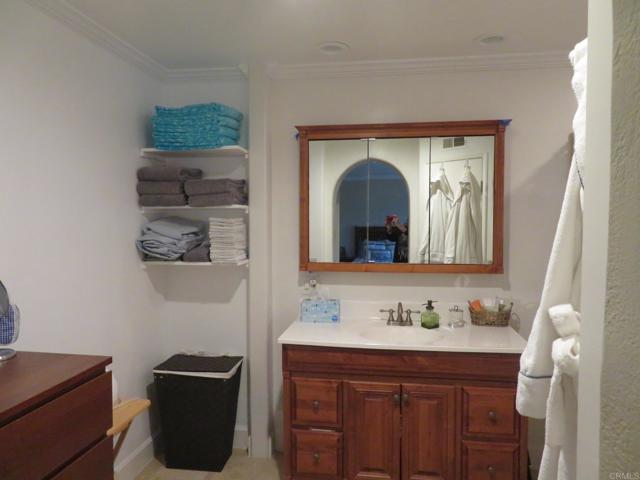Detail Gallery Image 20 of 31 For 1913 Clearbrook Dr, Chula Vista,  CA 91913 - 4 Beds | 2/1 Baths