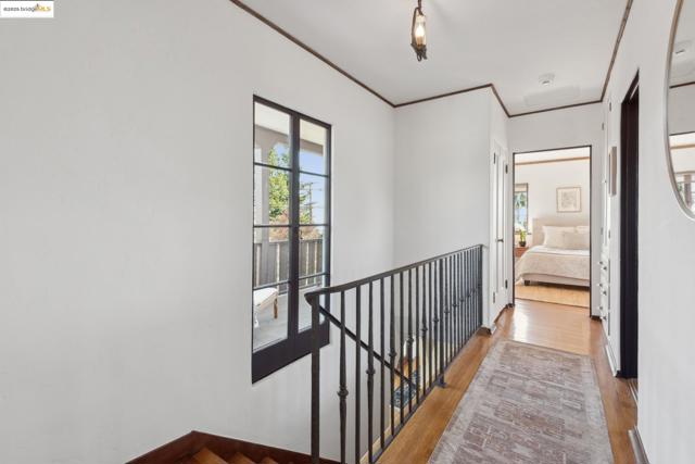 Image 37 of 60 For 774 Spruce St