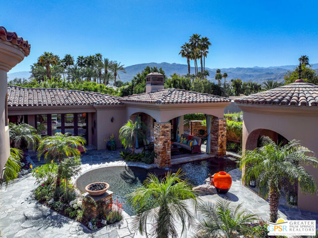3 Coronado Court, Rancho Mirage CA: https://media.crmls.org/mediaz/03651a69-43fe-462b-b0b4-3c639617039a.jpg