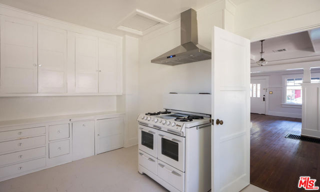 412 West Windsor Road photo 13