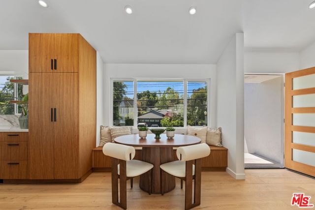 224 N Bundy Drive, Los Angeles CA: https://media.crmls.org/mediaz/0365a6ff-4299-496c-b962-f3cf4aabb40d.jpg