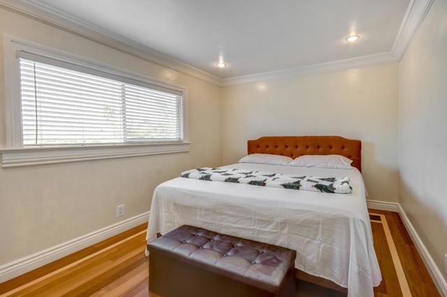 895 Greenwich Drive, Gilroy CA: https://media.crmls.org/mediaz/036736a2-ca33-4ac1-b03e-046e84337dff.jpg