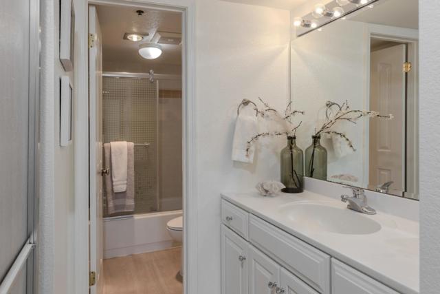 165 Forest Avenue, Palo Alto CA: https://media.crmls.org/mediaz/0367f95e-38cb-48d2-b878-c69f515c76fa.jpg