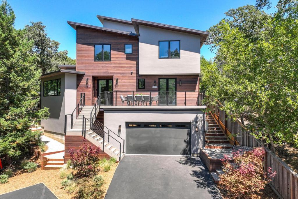 141 Lake Road