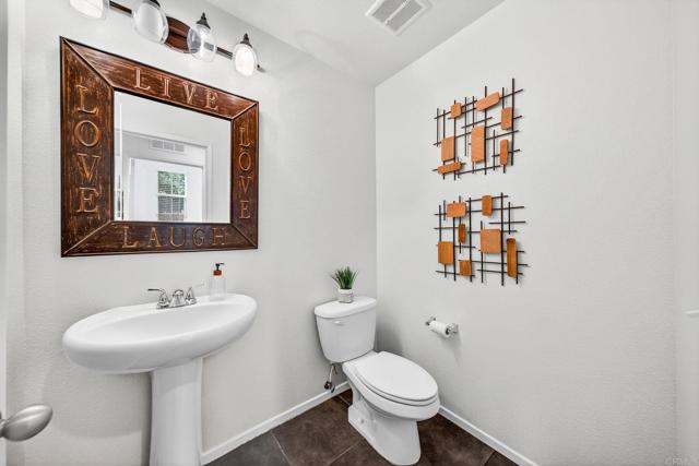 Detail Gallery Image 16 of 40 For 46755 Peach Tree St, Temecula,  CA 92592 - 4 Beds | 2/1 Baths