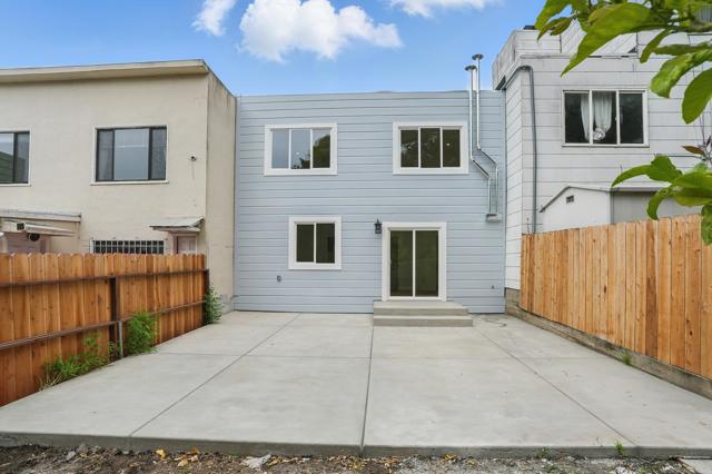 119 Nueva Ave, San Francisco CA: https://media.crmls.org/mediaz/036ad37e-578a-4569-afcb-9f0c39558081.jpg