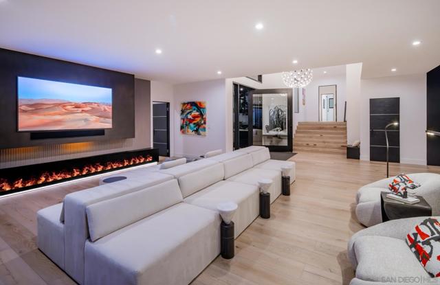 3240 Piragua St, Carlsbad CA: https://media.crmls.org/mediaz/036bd8ab-066f-4f27-ac27-90256d3e4dfa.jpg