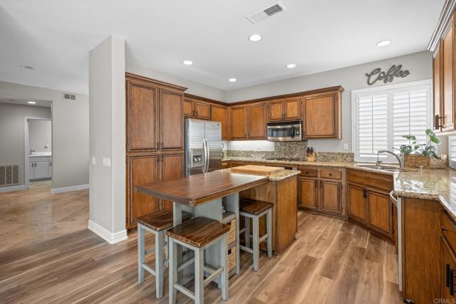 Image 12 of 47 For 13615 Braeswood