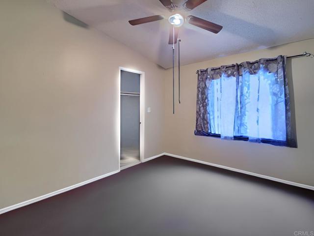Home for Sale in Lakeside