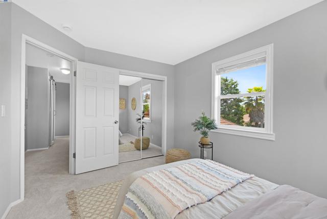24948 Campus Dr, Hayward CA: https://media.crmls.org/mediaz/036cc380-0d68-47e9-a1f5-b66d89adb976.jpg