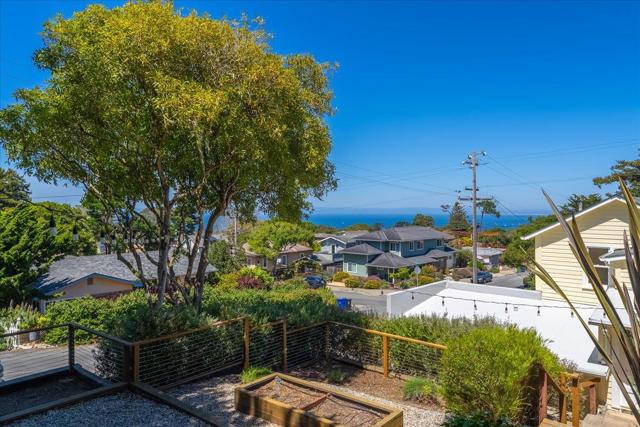 799 Grace Street, Monterey CA: https://media.crmls.org/mediaz/036cd0ab-54c6-4604-a1ac-a119fb92501e.jpg