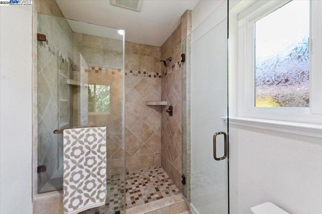 3284 Omega Cir, Pleasanton CA: https://media.crmls.org/mediaz/036d2107-efb9-47dc-86d5-a734884fe4ee.jpg