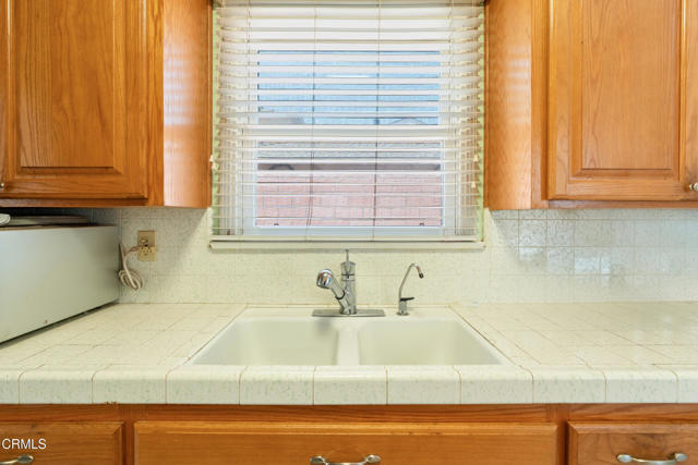 431 Eva Street, Ventura CA: https://media.crmls.org/mediaz/036d487c-2cef-4e79-8b32-db36f0b4f889.jpg