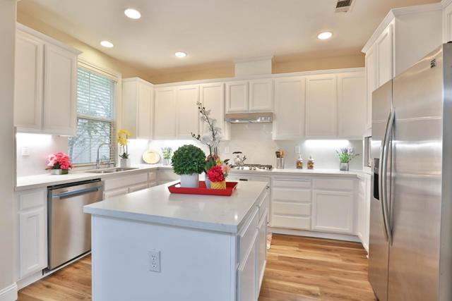 1051 W Iowa Avenue, Sunnyvale CA: https://media.crmls.org/mediaz/036dd664-73fa-4746-bea5-1d61d7243ba4.jpg