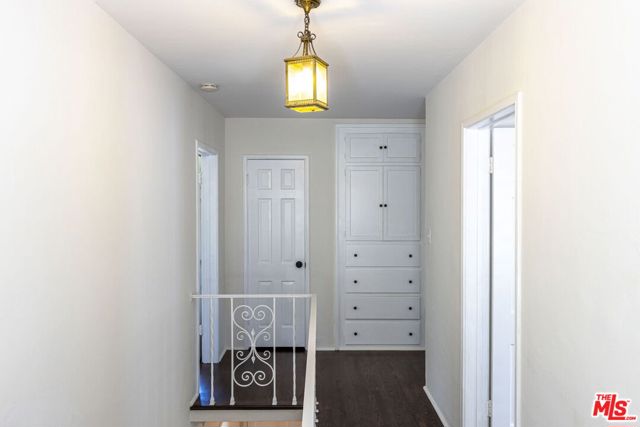 2547 Canyon Drive, Los Angeles CA: https://media.crmls.org/mediaz/036f45c0-7884-4c66-80db-0ff6d2a56679.jpg