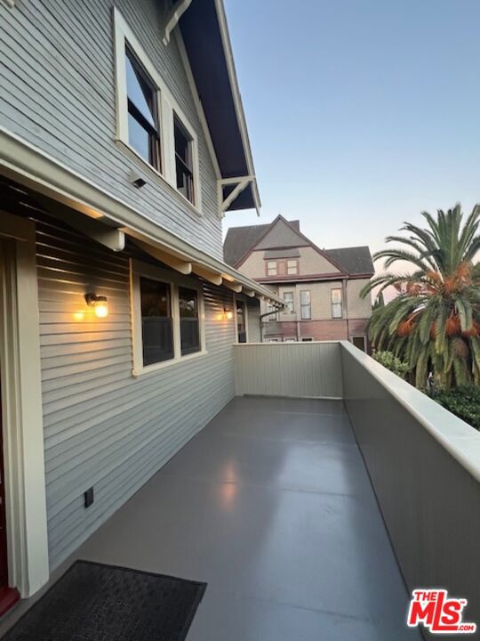 1340 Carroll Avenue, Los Angeles CA: https://media.crmls.org/mediaz/0370d4cb-92a3-46c0-96fd-8508b342d9ac.jpg
