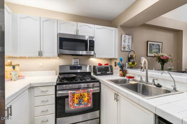 Detail Gallery Image 15 of 42 For 1309 Nautical Way, Oxnard,  CA 93030 - 2 Beds | 2/1 Baths