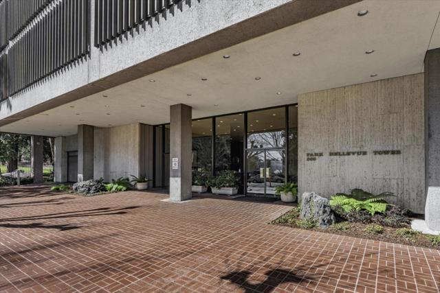 565 Bellevue Avenue, Oakland CA: https://media.crmls.org/mediaz/03729aad-5a18-4829-8b78-ebb052c6a64c.jpg