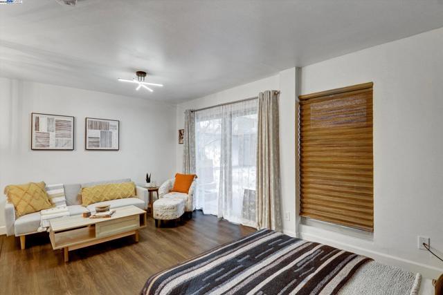 1771 Broadway Street, Concord CA: https://media.crmls.org/mediaz/0373d690-9a36-4d95-9c7b-d962c58e8c8f.jpg