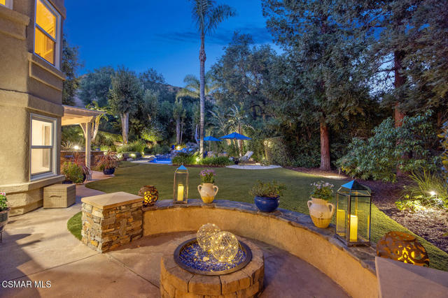 1732 Crooked Trail Place, Westlake Village CA: https://media.crmls.org/mediaz/037480e0-075e-494b-84c3-673058d98064.jpg