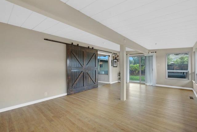 6881 F Street, Tres Pinos CA: https://media.crmls.org/mediaz/03748306-6bdb-4406-a3d2-fe7a6f506a19.jpg