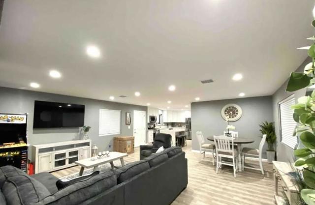 3171 3175 K Street, San Diego CA: https://media.crmls.org/mediaz/03757187-eaef-401f-bbf8-d87541a9cb3d.jpg