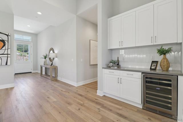 15123 Larchmont St, Poway CA: https://media.crmls.org/mediaz/0375796b-27f3-432d-82f7-eacd6cd2990f.jpg