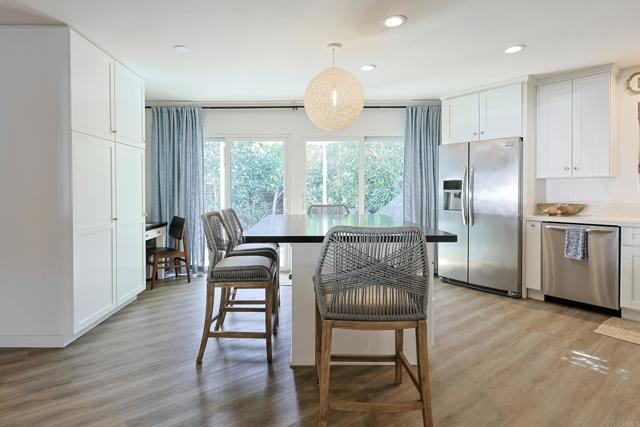 Detail Gallery Image 19 of 63 For 1300 9th St, Coronado,  CA 92118 - 3 Beds | 2 Baths