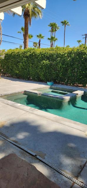 2272 N Starr Road, Palm Springs CA: https://media.crmls.org/mediaz/037734c4-b199-4afa-acde-b372df236e10.jpg