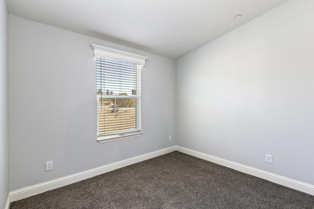 025_Bedroom
