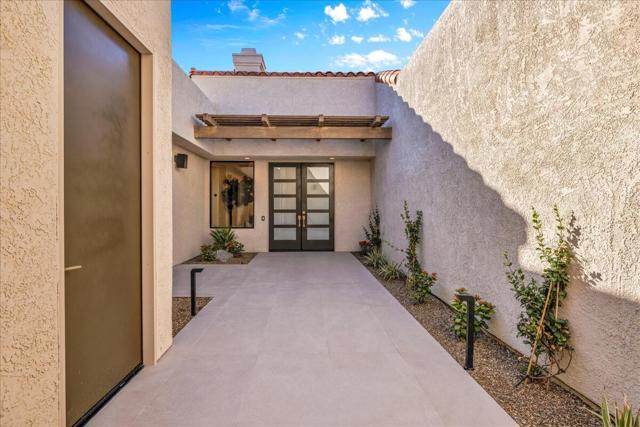 78136 Calle Norte, La Quinta CA: https://media.crmls.org/mediaz/0377cbaf-8605-4735-98c2-8ce2d2f02f60.jpg