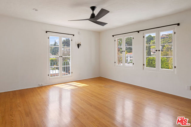 6856 Los Altos Place, Los Angeles CA: https://media.crmls.org/mediaz/0377f0ef-bc5e-47ff-95c5-ee03fb580954.jpg