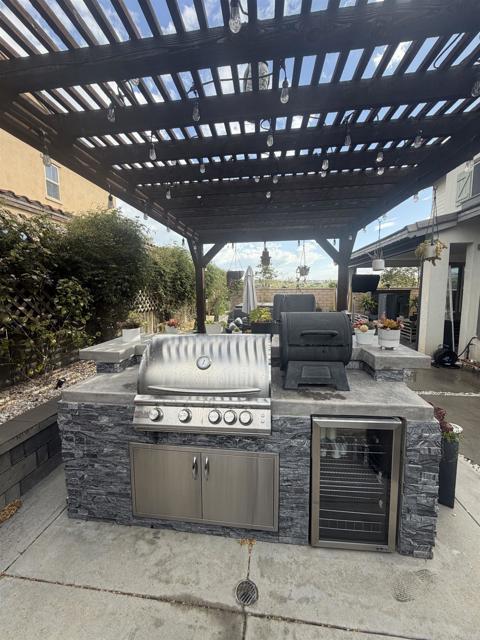 Detail Gallery Image 32 of 39 For 1247 Corte Mendi, Chula Vista,  CA 91913 - 4 Beds | 3/1 Baths