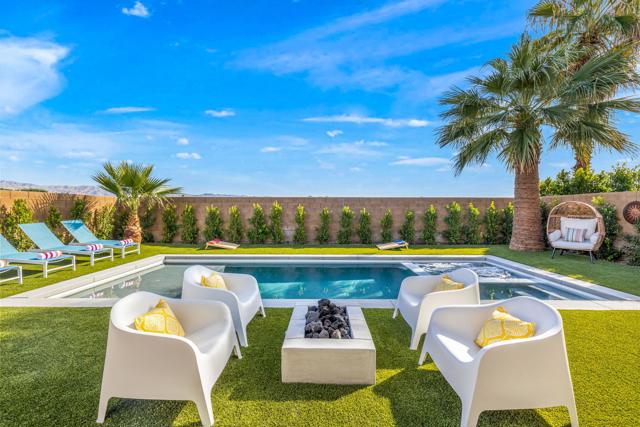 48602 Anastacia Court, Indio CA: https://media.crmls.org/mediaz/0378f6b4-567f-4cb1-a8c9-9bde672fecbd.jpg