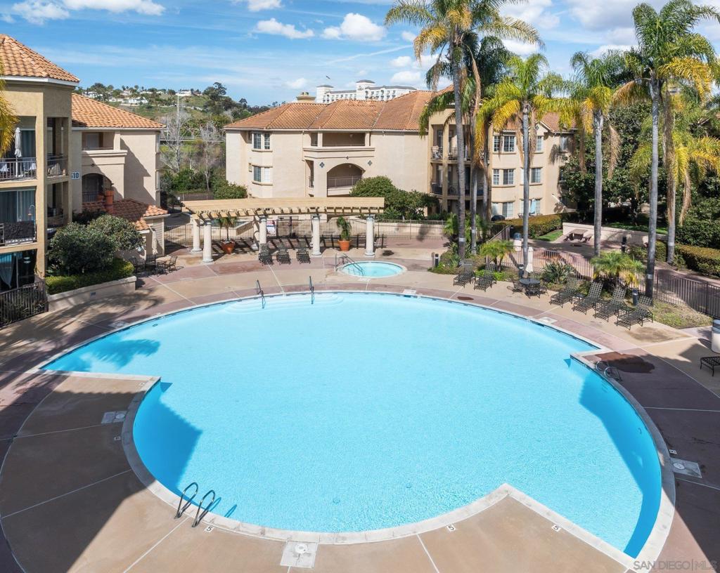 580 Camino De La Reina - photo 5